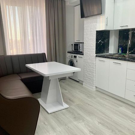 شقة تشيسيناو  في Apartament On Lev Tolstoi 43B! المظهر الخارجي الصورة